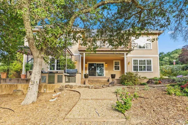 $2,450,000 | 134 Moonlight Drive, Healdsburg, CA 95448