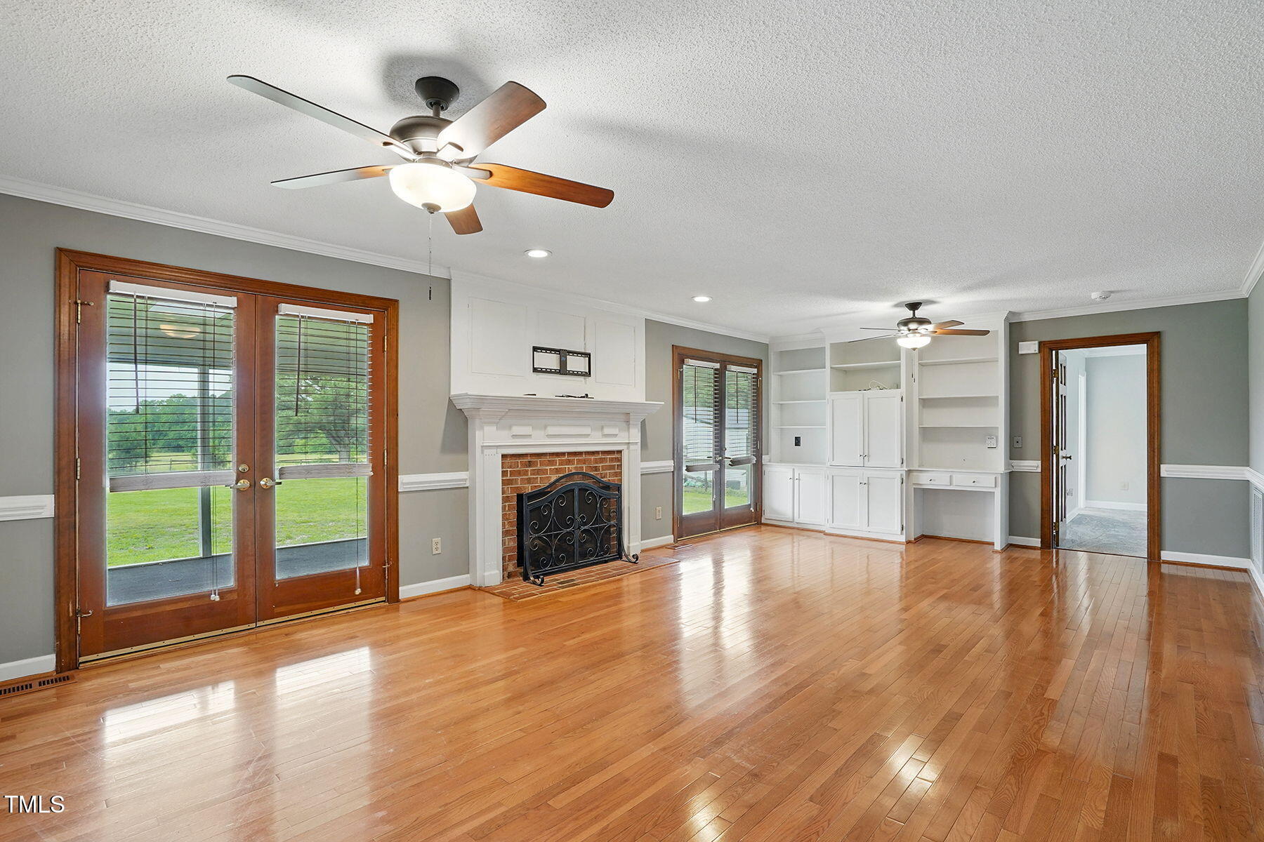 4600 Smithfield Road Raleigh, NC 27610 - Photo 10 of 44 Living Room