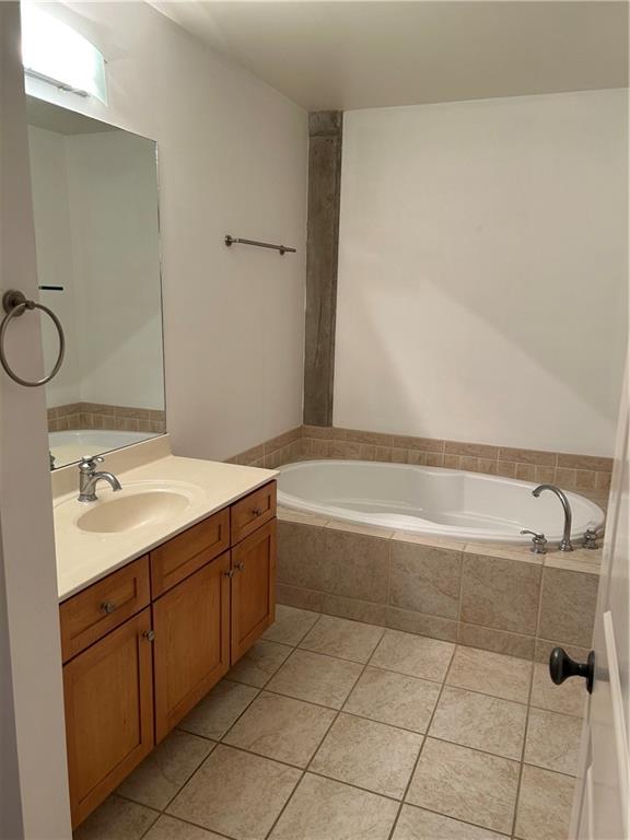 6105 Blue Stone Road, Unit 413 Atlanta, GA 30328 - Photo 3 of 6