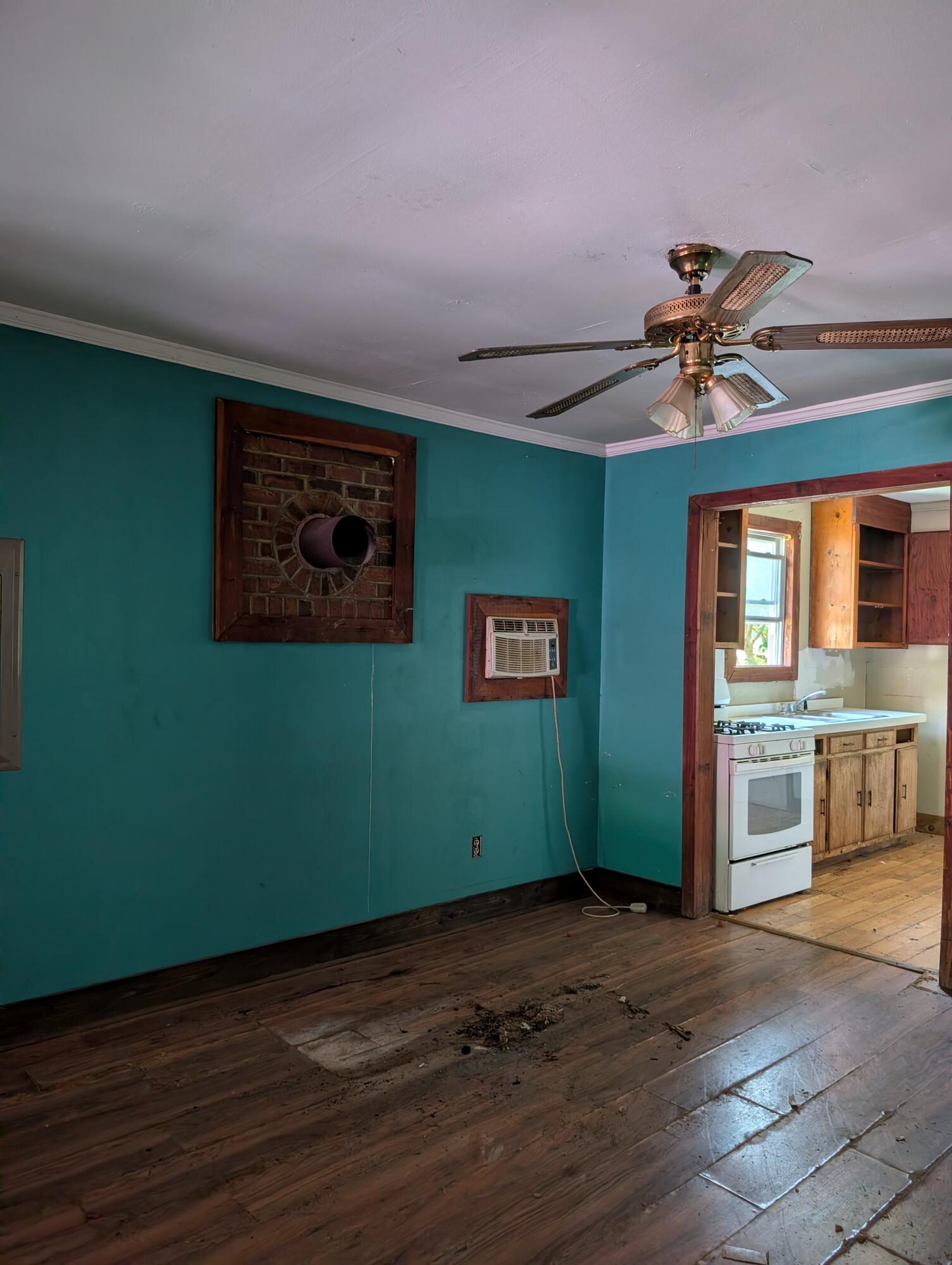 1081 Homestead Road St. Stephen, SC 29479 - Photo 4 of 14 PXL_20260824_183606721