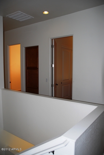 897 East Roma Avenue, Unit 4 Phoenix, AZ 85014 - Photo 18 of 25 DSC_0147