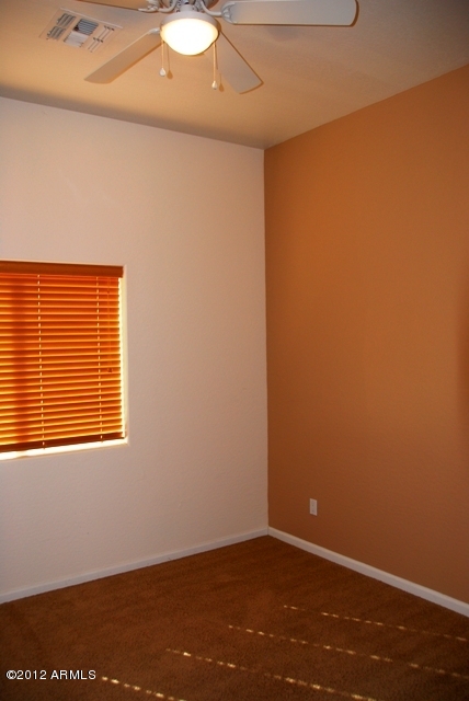 897 East Roma Avenue, Unit 4 Phoenix, AZ 85014 - Photo 19 of 25 DSC_0148
