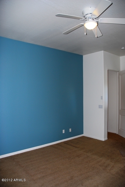 897 East Roma Avenue, Unit 4 Phoenix, AZ 85014 - Photo 23 of 25 DSC_0152