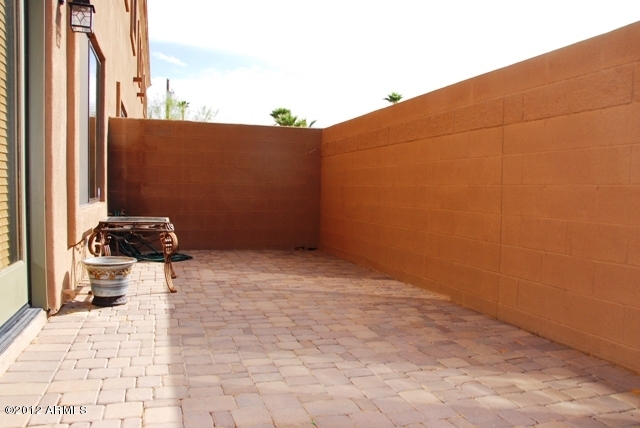 897 East Roma Avenue, Unit 4 Phoenix, AZ 85014 - Photo 25 of 25 DSC_0155