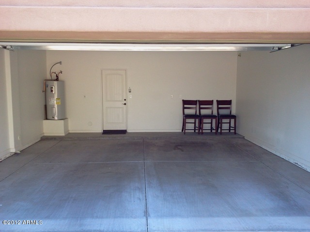 897 East Roma Avenue, Unit 4 Phoenix, AZ 85014 - Photo 10 of 25 2012-03-14 14