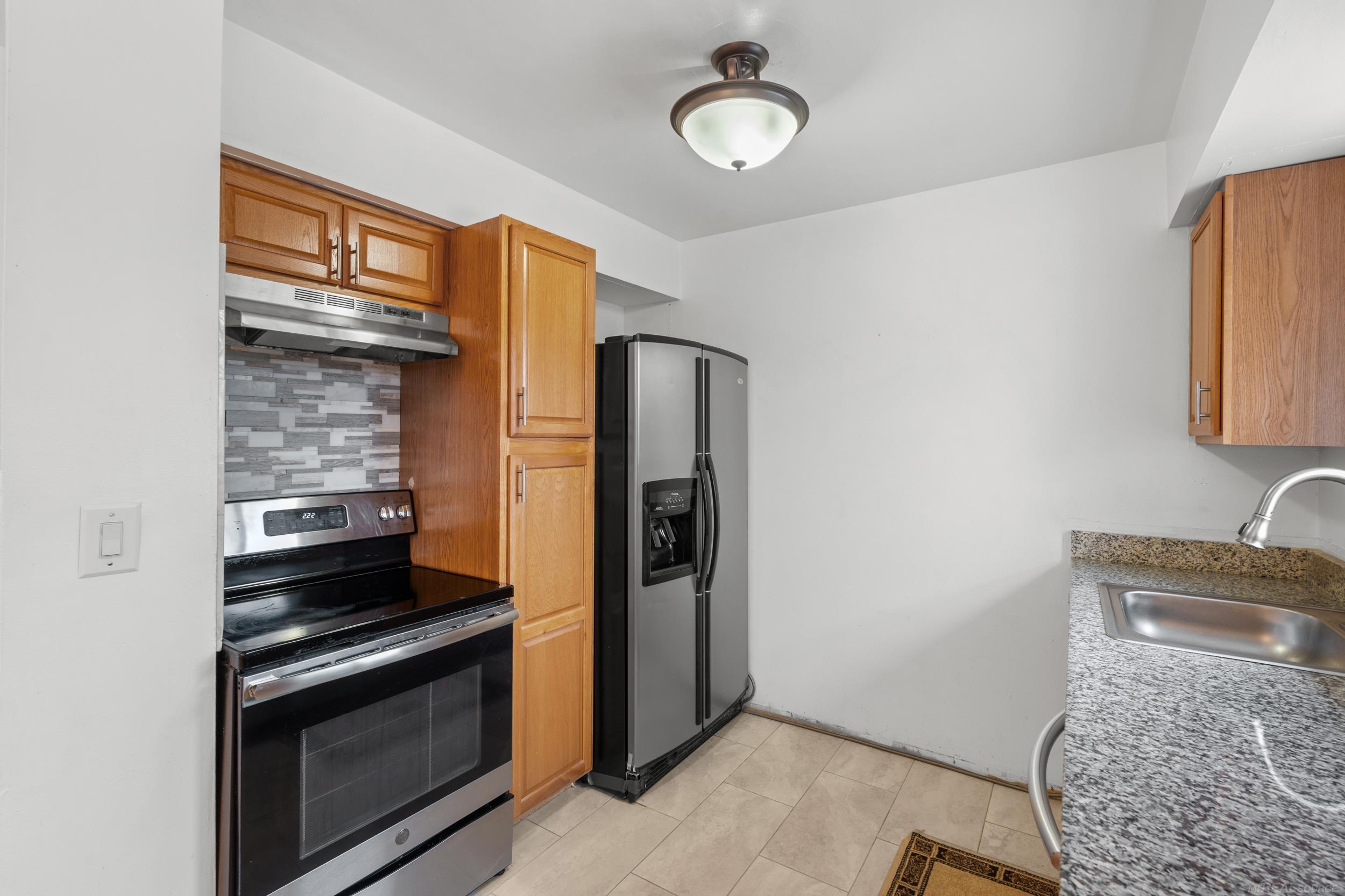 29265 Hayes Road Warren, MI 48088 - Photo 12 of 29