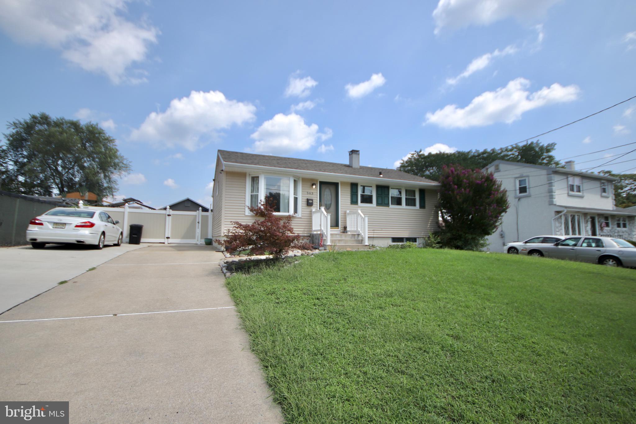 563 Lehigh Road Wenonah, NJ 08090 - Photo 2 of 18 Exterior Front