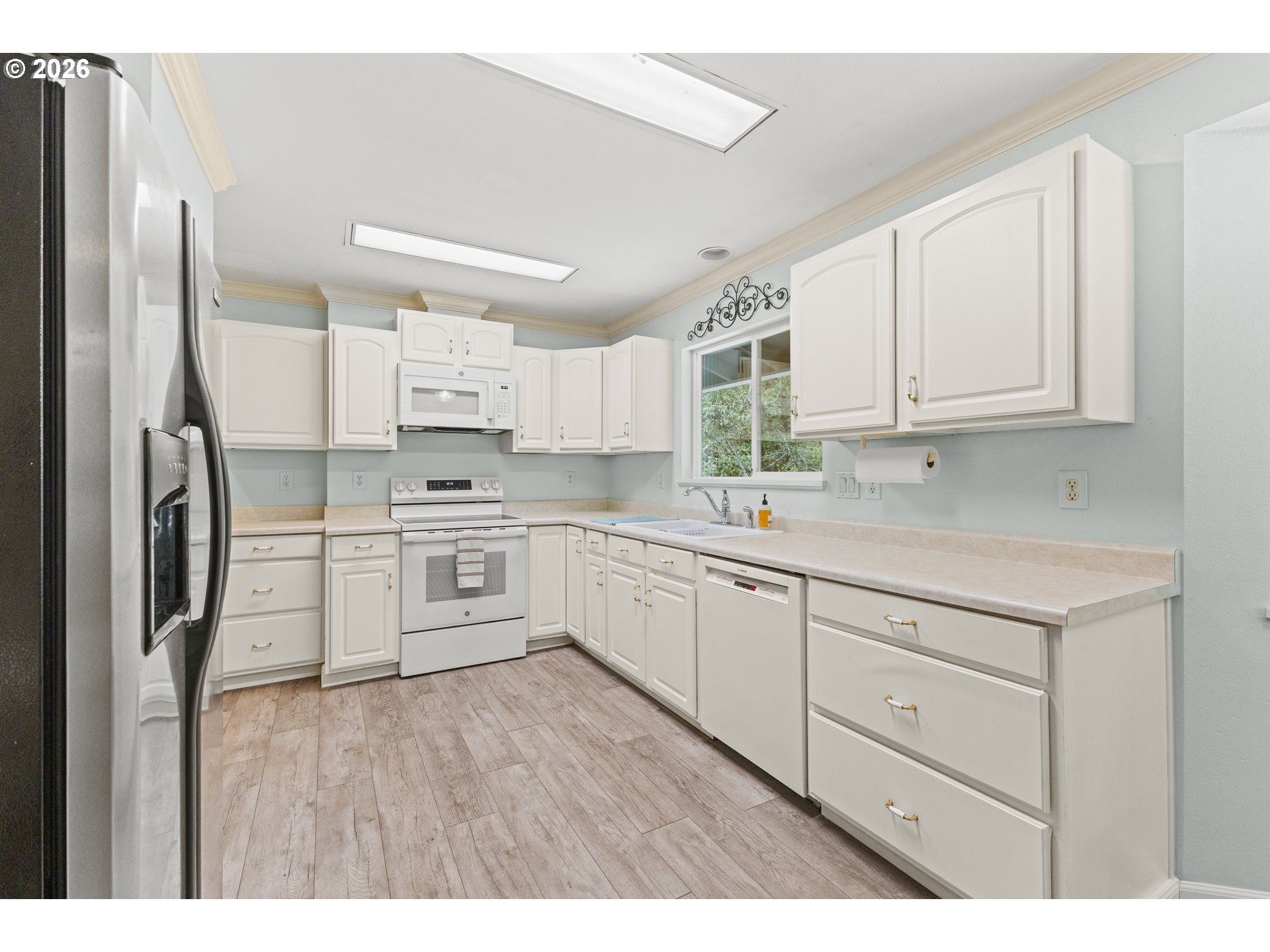 83224 Clear Lake Road Florence, OR 97439 - Photo 12 of 45