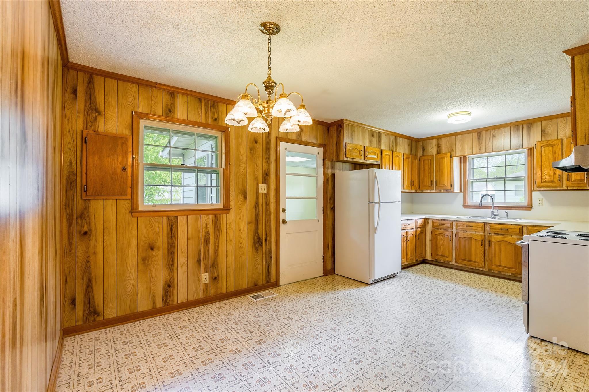 884 Cherry Road Rock Hill, SC 29732 - Photo 6 of 22 Gallery Image 6