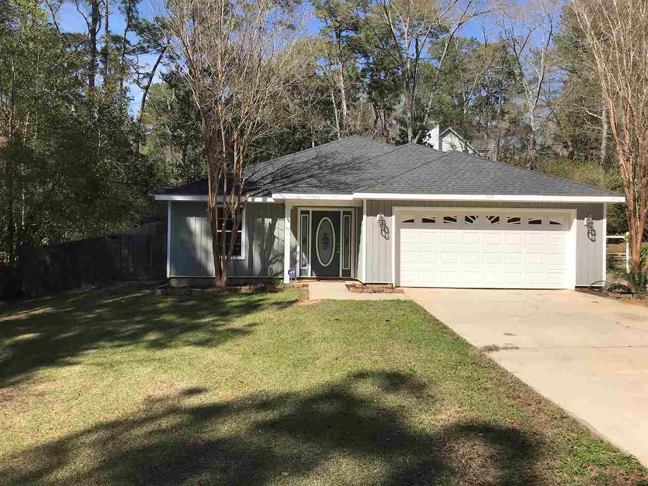 117 Lakeview Loop Daphne, AL 36526 - Photo 1 of 15
