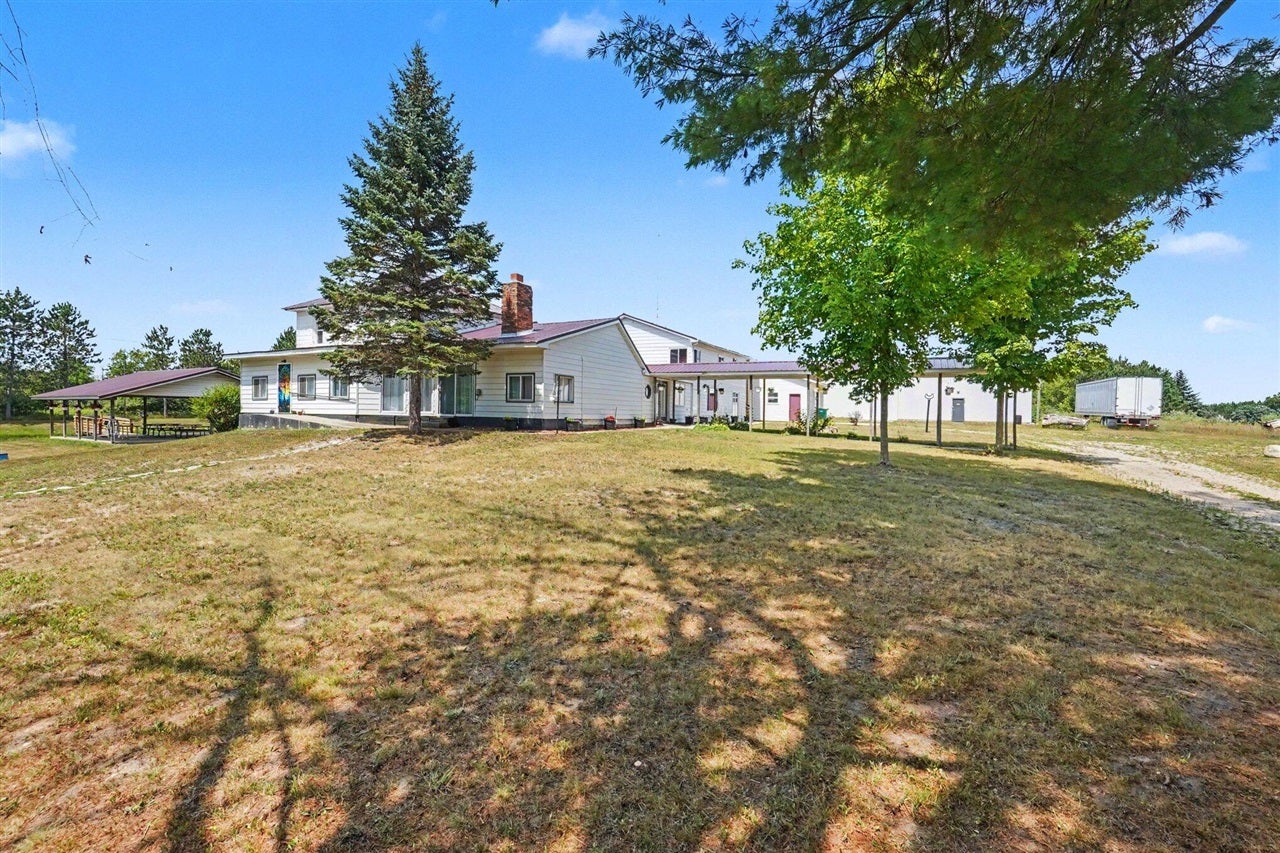 7202 21 Mile Road Evart, MI 49631 - Photo 3 of 73 Gallery Image 3