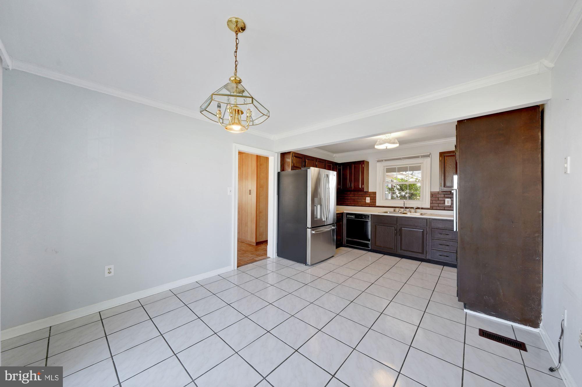 4102 Plaza Lane Fairfax, VA 22033 - Photo 12 of 38