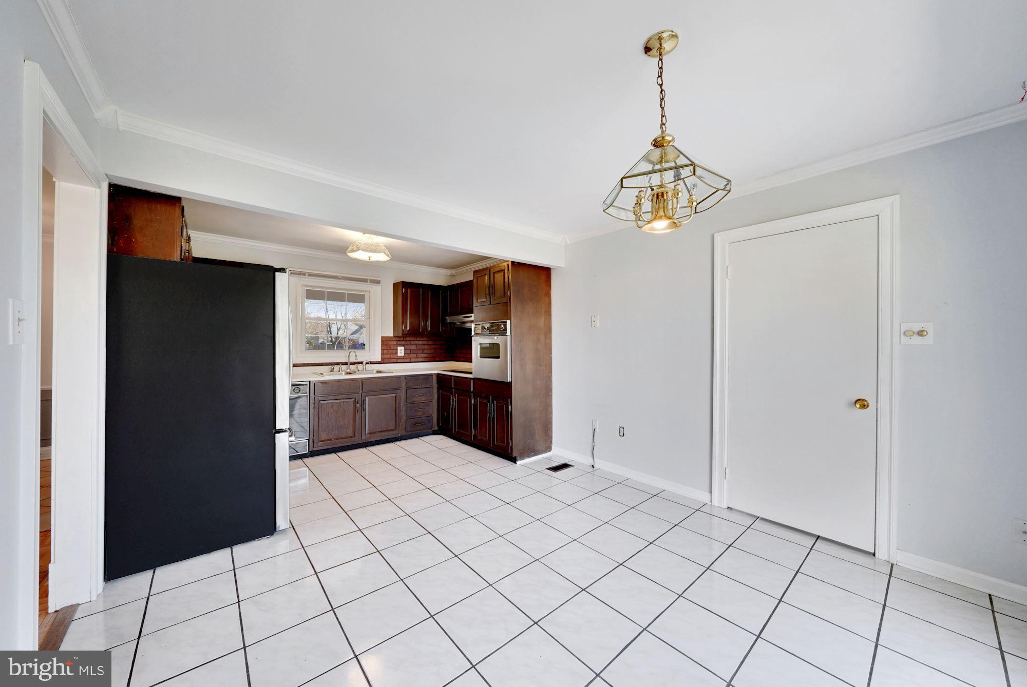 4102 Plaza Lane Fairfax, VA 22033 - Photo 13 of 38