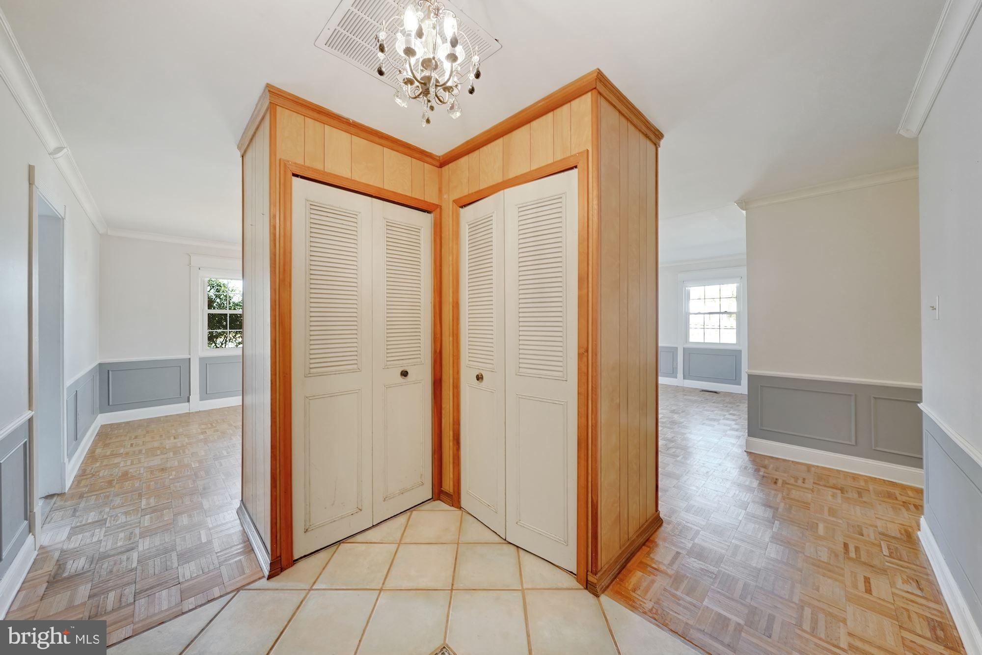 4102 Plaza Lane Fairfax, VA 22033 - Photo 15 of 38