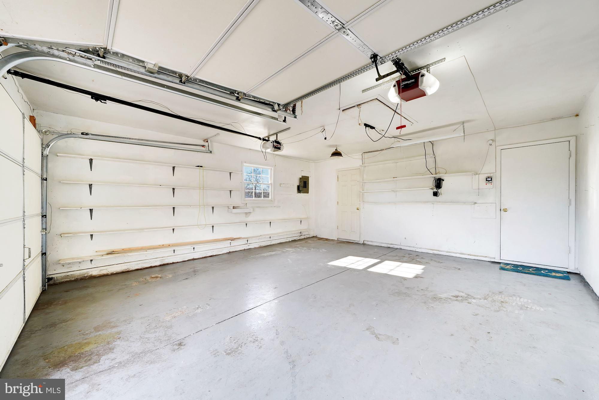 4102 Plaza Lane Fairfax, VA 22033 - Photo 29 of 38