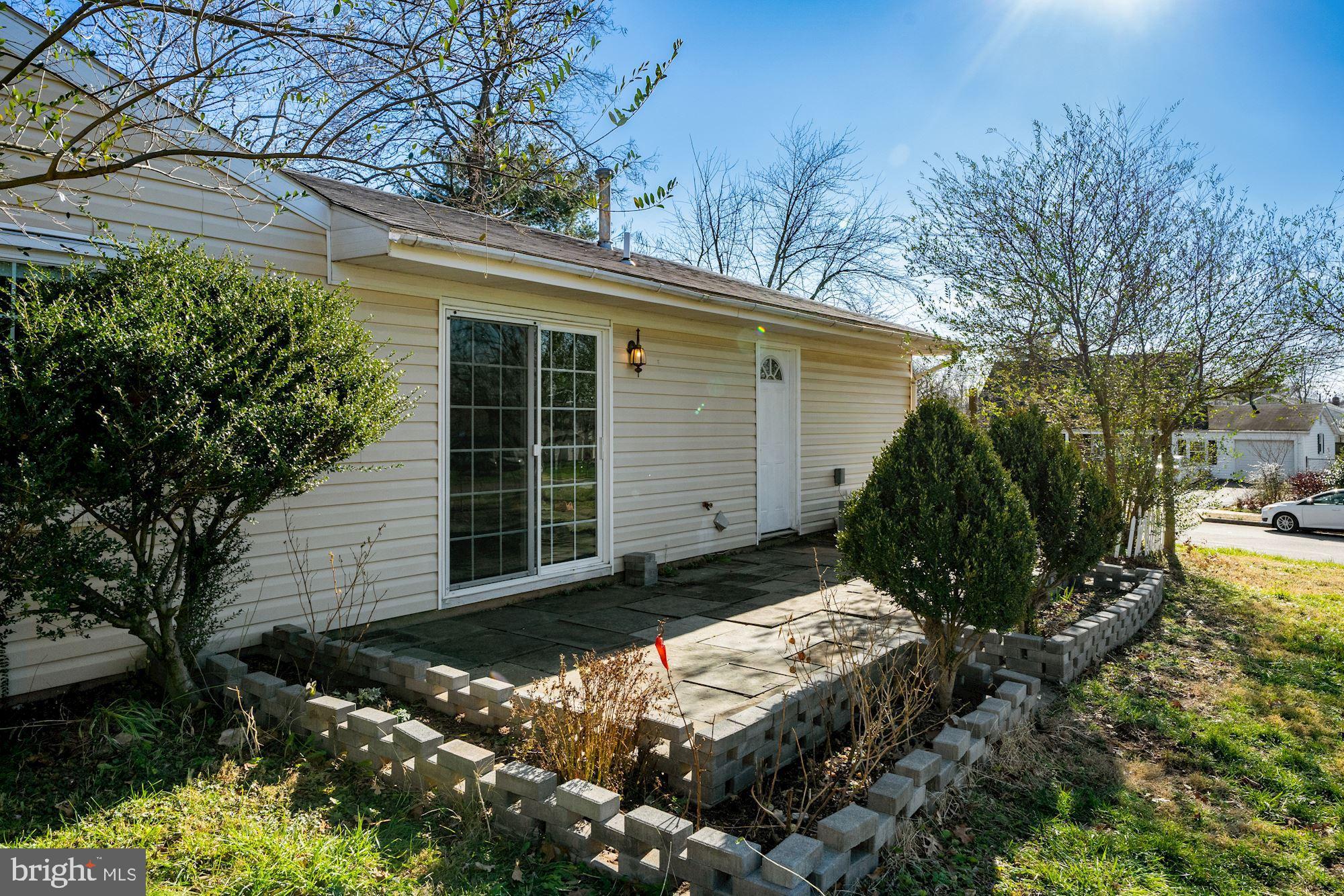 4102 Plaza Lane Fairfax, VA 22033 - Photo 4 of 38