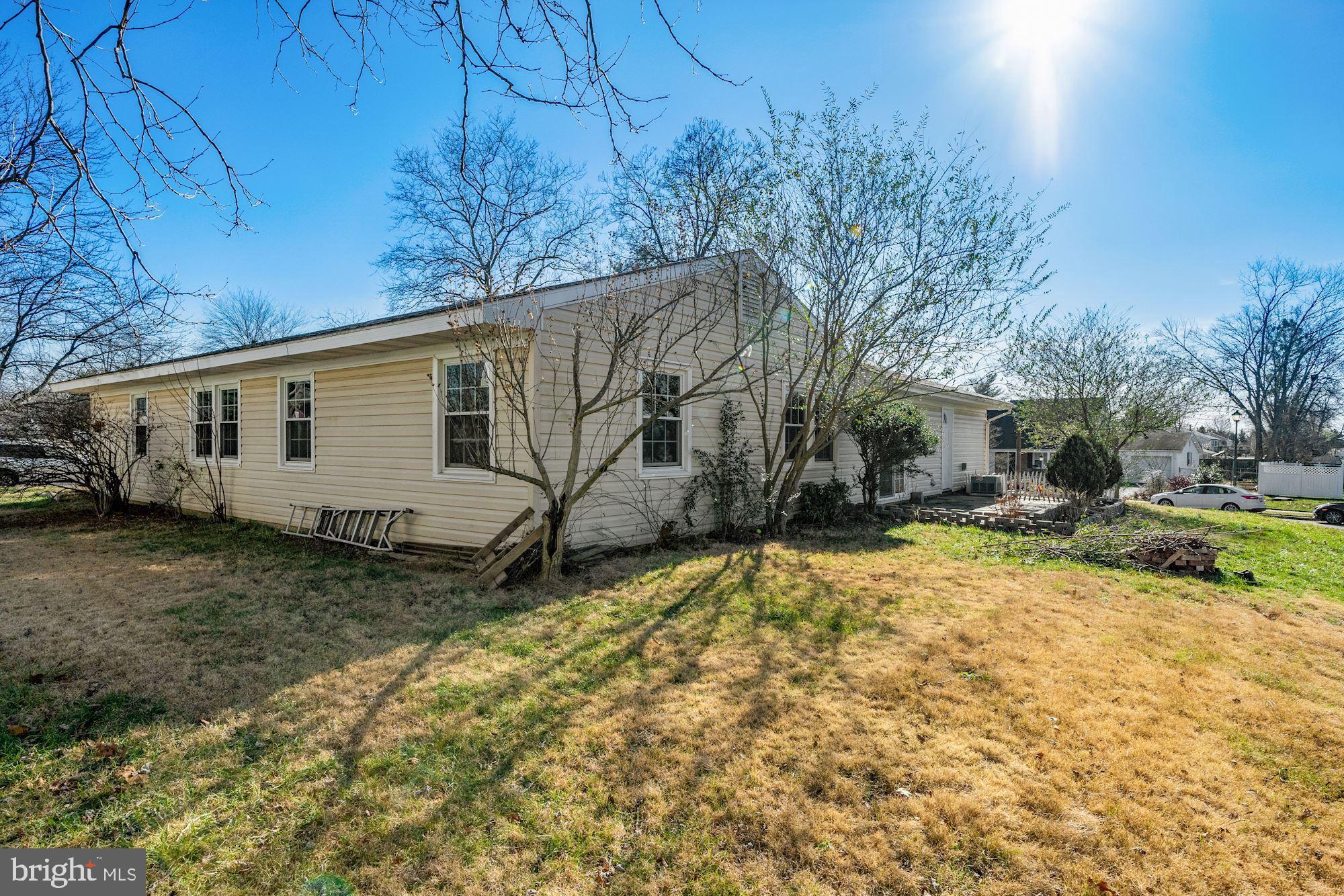 4102 Plaza Lane Fairfax, VA 22033 - Photo 5 of 38