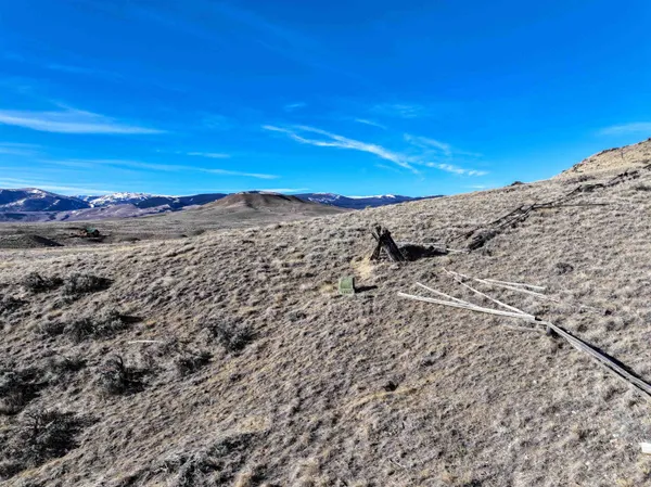 $169,900 | 5 Deer Road, Dubois, WY 82513