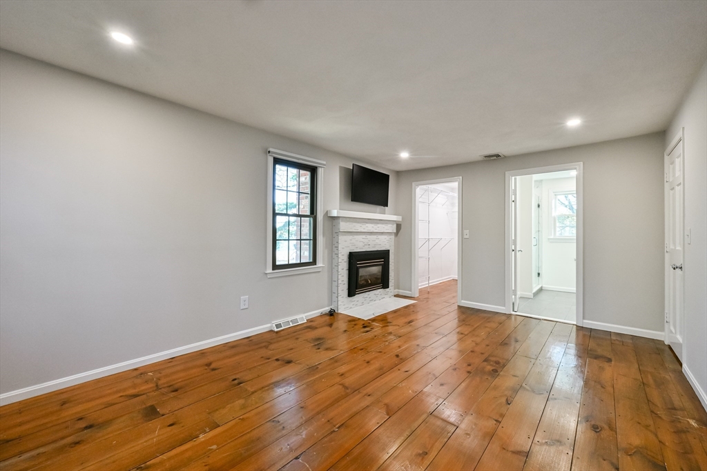 15 Edwards Road Foxboro, MA 02035 - Photo 24 of 42 Gallery Image 24