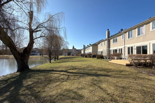 $3,000 | 388 Kildeer Lane, Deerfield, IL 60015