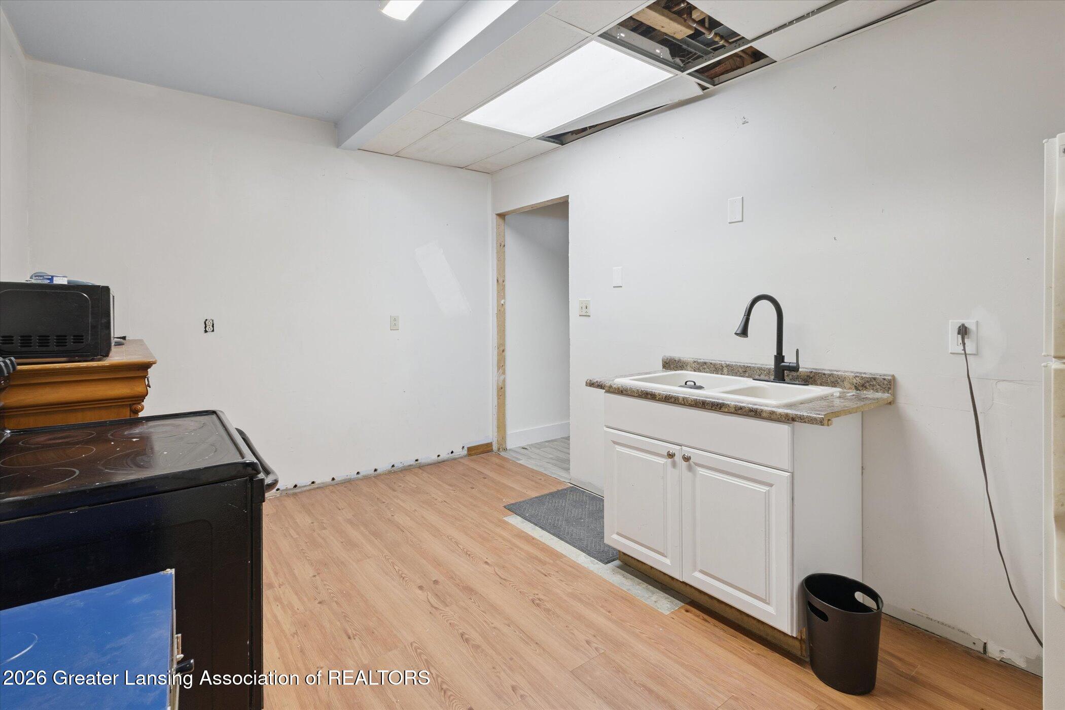 2615 East Alward Road St. Johns, MI 48879 - Photo 35 of 76 35-2615-Alward-Rd-Laingsburg-MI-48848-Wi