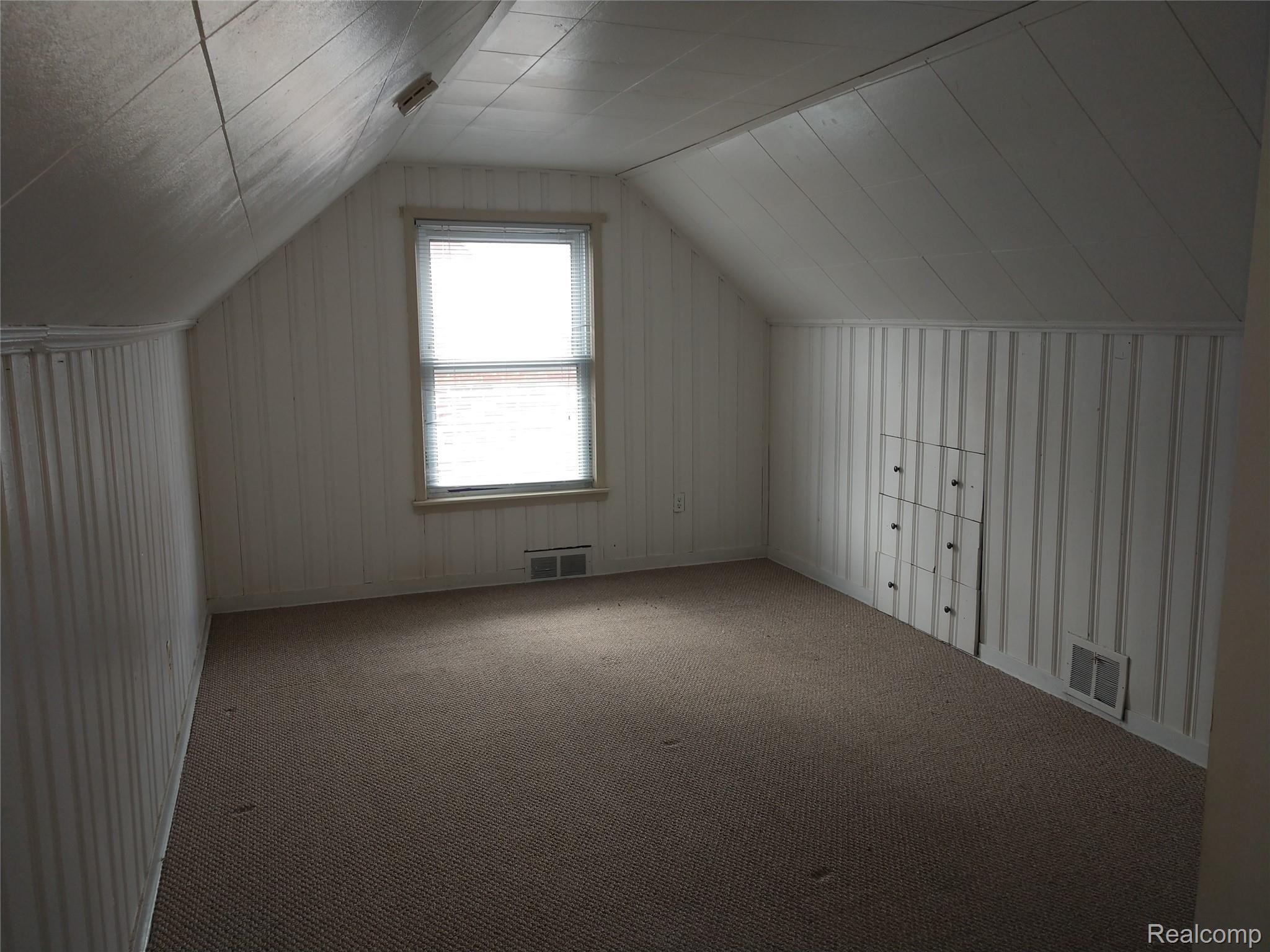 9820 Ruth Avenue Allen Park, MI 48101 - Photo 13 of 19 UPSTAIRS MASTER BEDROOM. NOTE BUILT IN DRAWERS.
