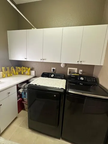 a park view with a outdoor space