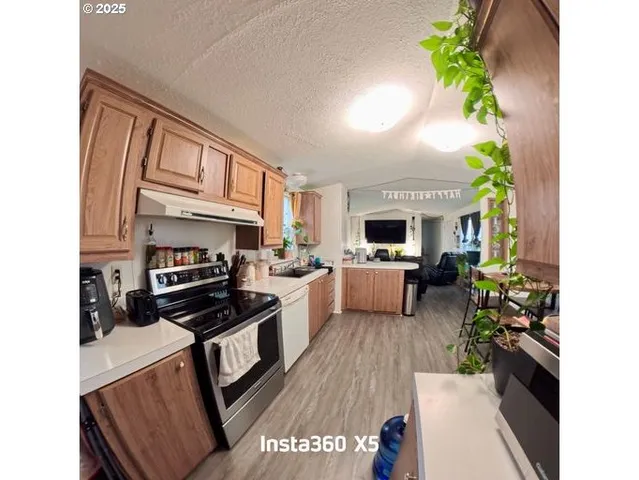 $174,900 | 941 Southeast 9th Street, Pendleton, OR 97801