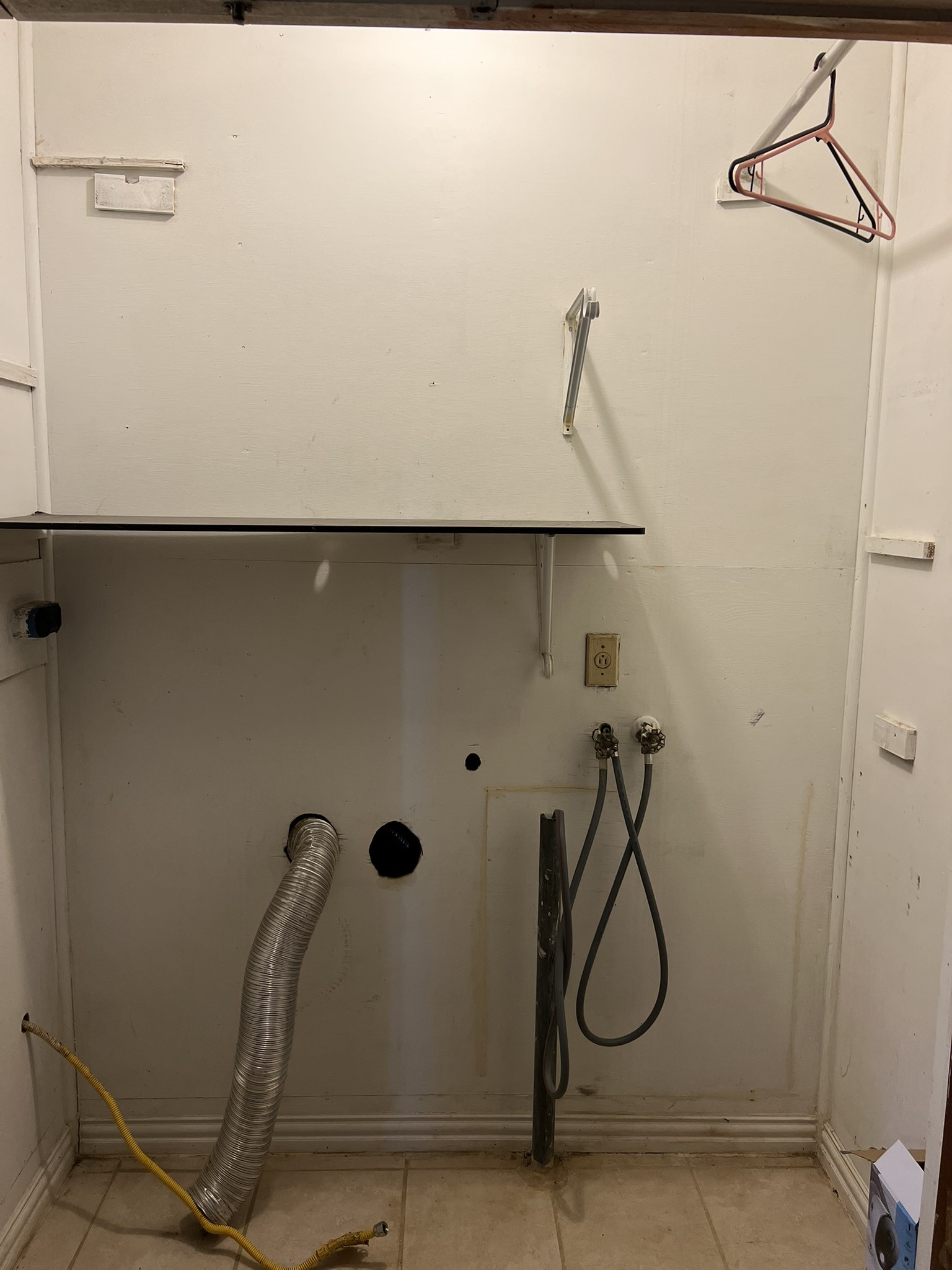 7018 Rook Boulevard Houston, TX 77087 - Photo 10 of 11 laundry room
