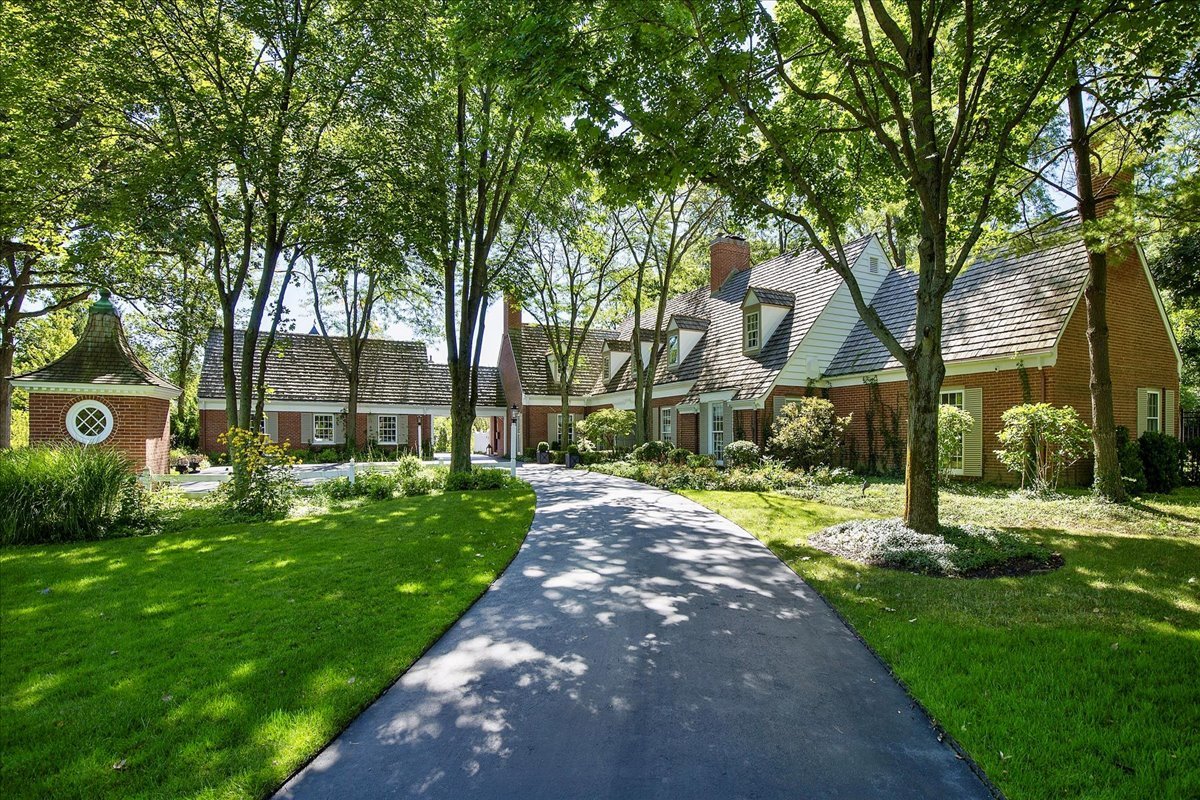 45 Woodley Road Winnetka, IL 60093 - Photo 2 of 61