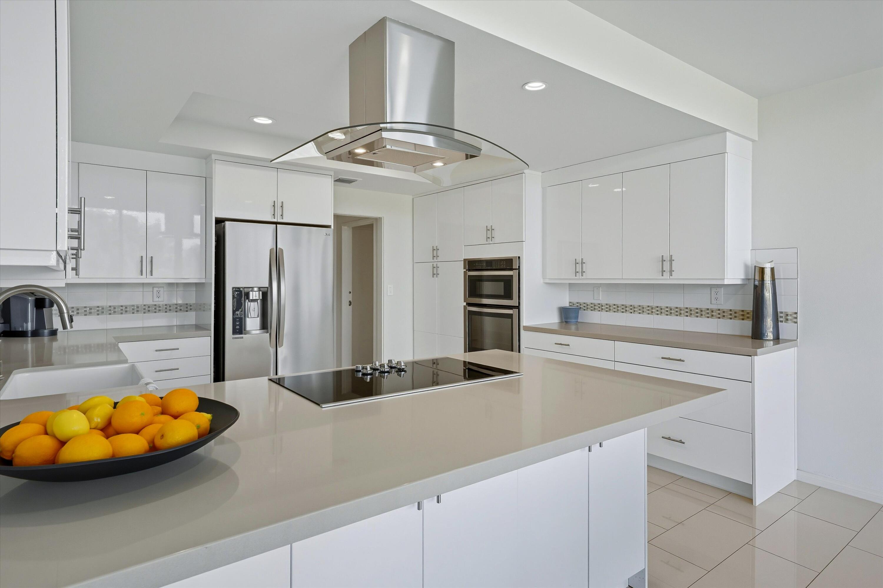910 Island Drive, Unit 402 Rancho Mirage, CA 92270 - Photo 17 of 37 17-102294820