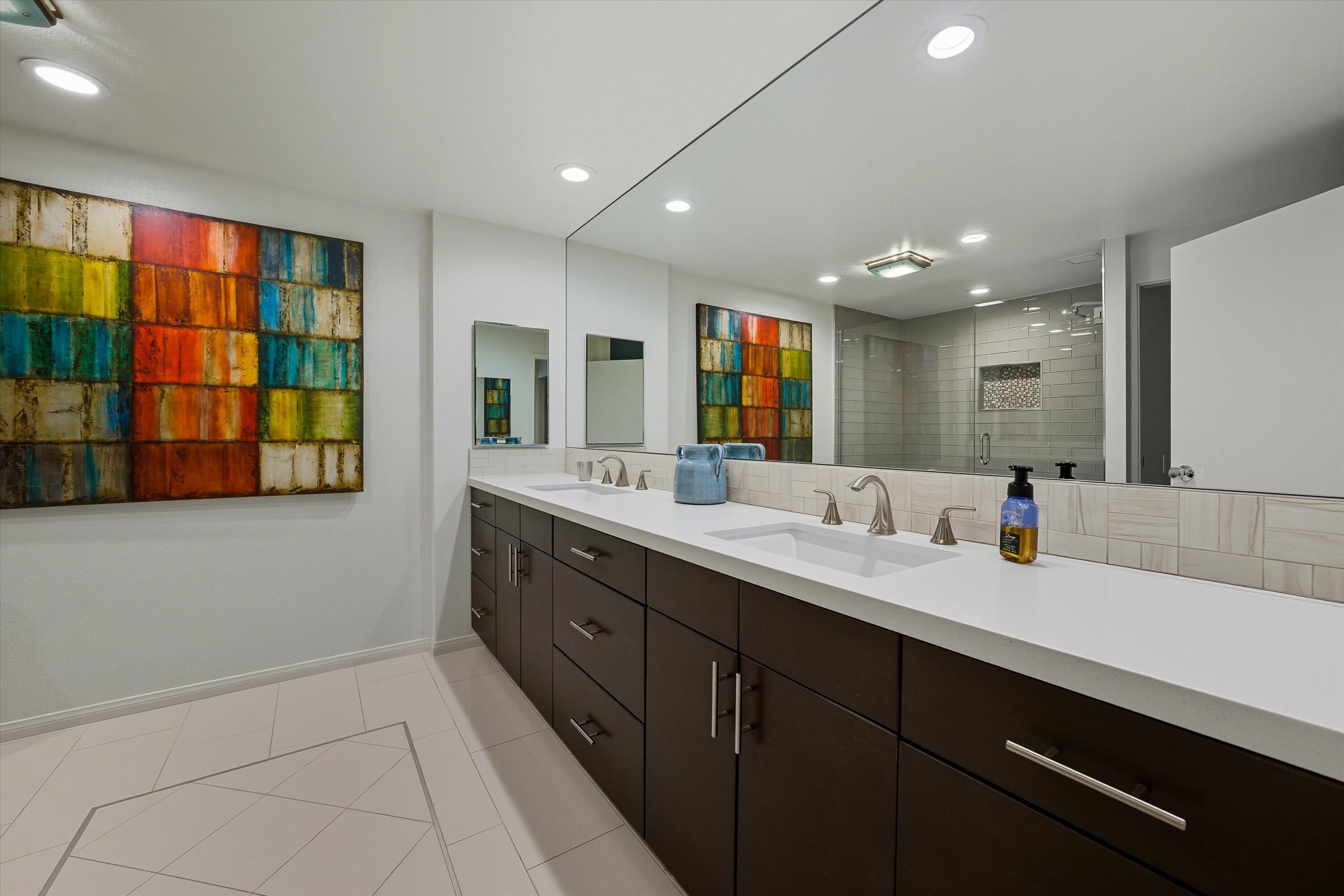 910 Island Drive, Unit 402 Rancho Mirage, CA 92270 - Photo 27 of 37 27-102294850