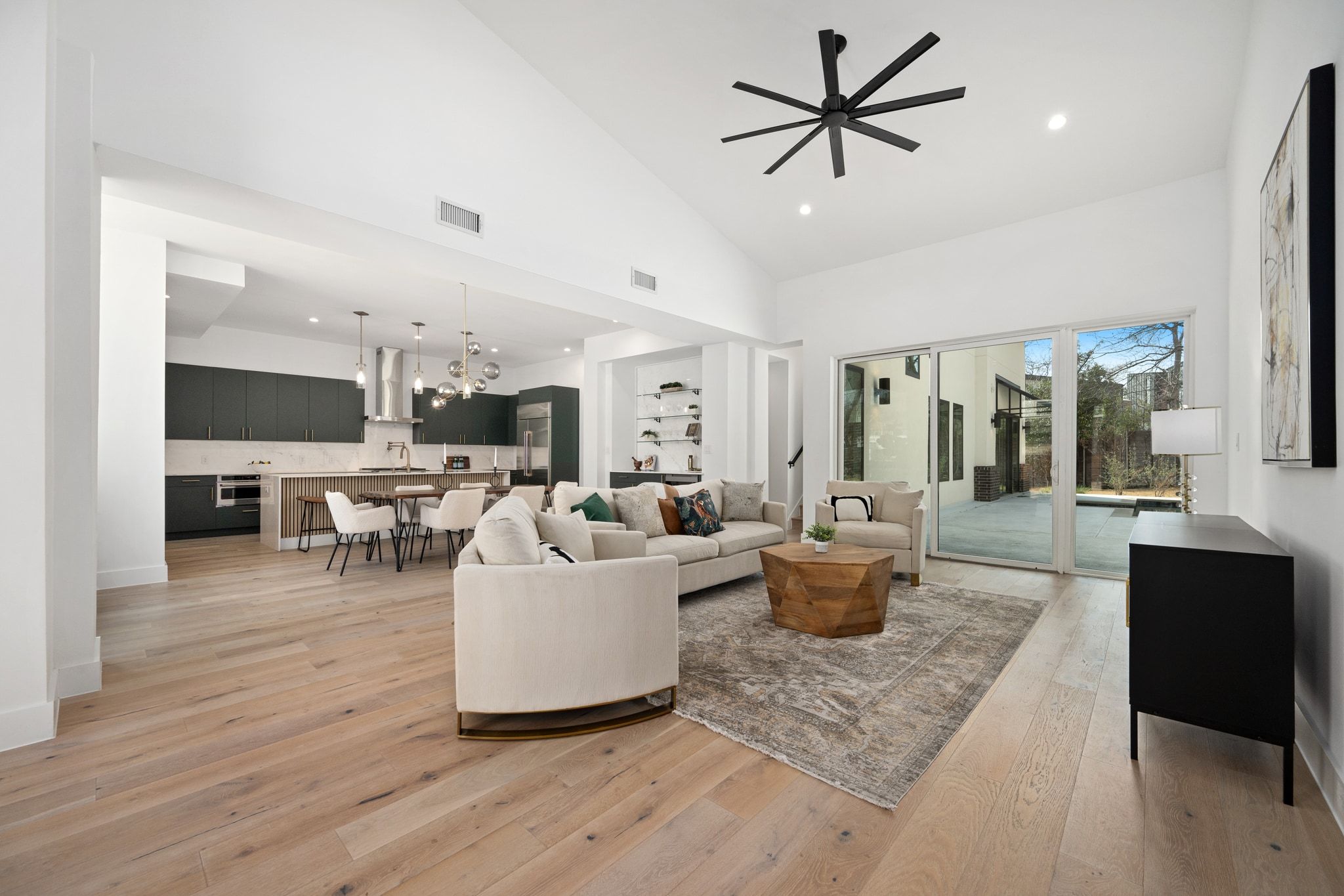 1119 Fairmount Avenue Austin, TX 78704 - Photo 3 of 40