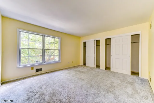 $549,900 | 5 Berkeley Square, Berkeley Heights, NJ 07922