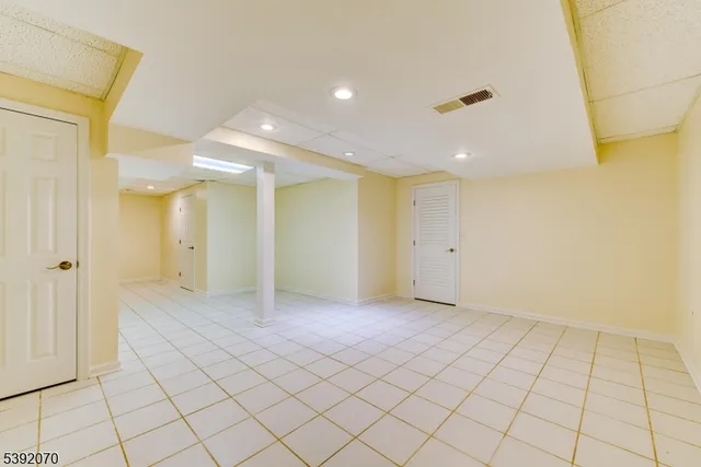 $549,900 | 5 Berkeley Square, Berkeley Heights, NJ 07922