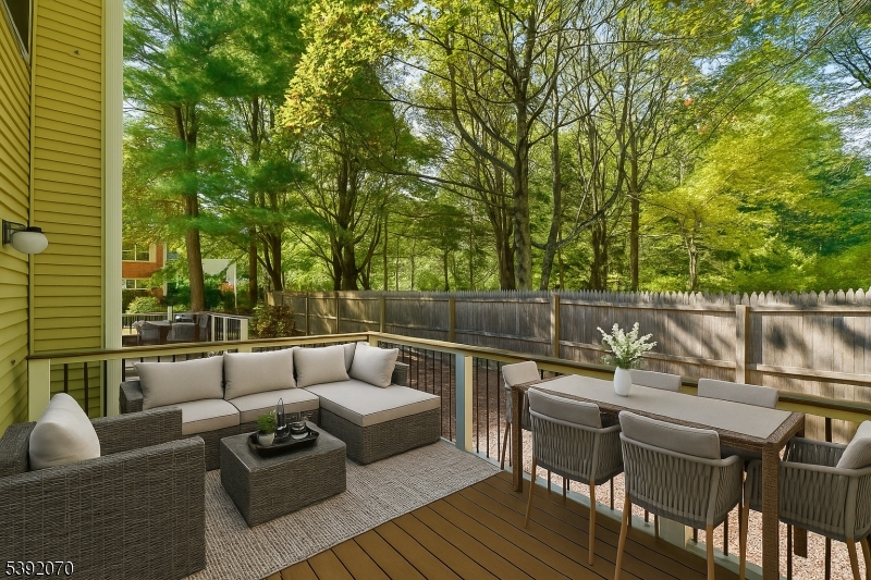 5 Berkeley Square Berkeley Heights, NJ 07922 - Photo 29 of 32