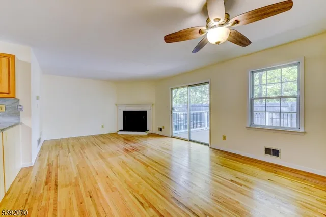 $549,900 | 5 Berkeley Square, Berkeley Heights, NJ 07922