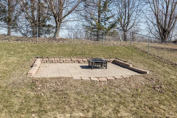 $380,000 | 860 Sparrow Road, Waconia, MN 55387