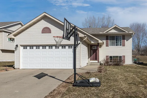 $380,000 | 860 Sparrow Road, Waconia, MN 55387