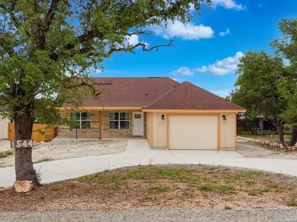 $350,000 | 1544 Rimrock Cove, Spring Branch, TX 78070