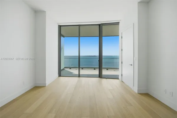 $37,000 | 175 Southeast 25th Road, Unit 3302, Miami, FL 33129