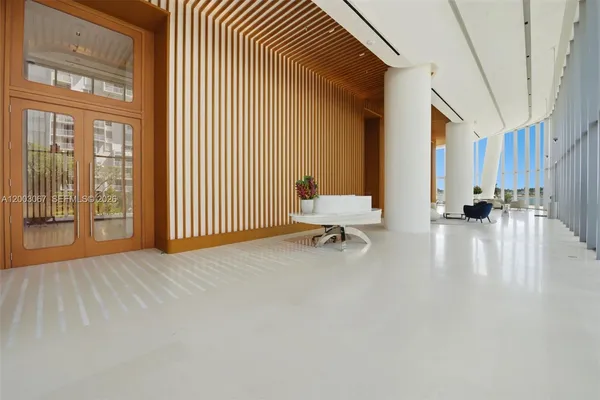 $37,000 | 175 Southeast 25th Road, Unit 3302, Miami, FL 33129