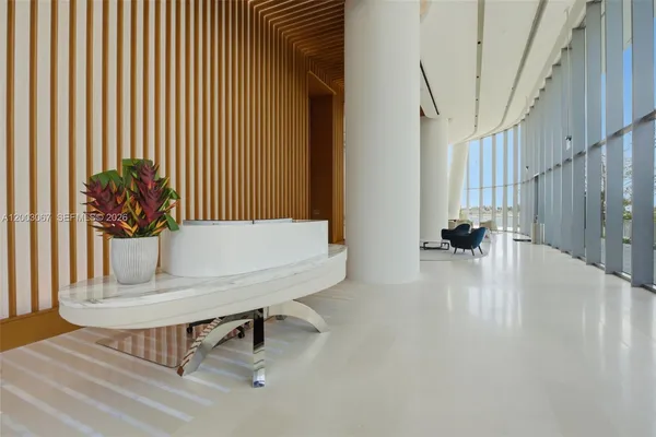 $37,000 | 175 Southeast 25th Road, Unit 3302, Miami, FL 33129