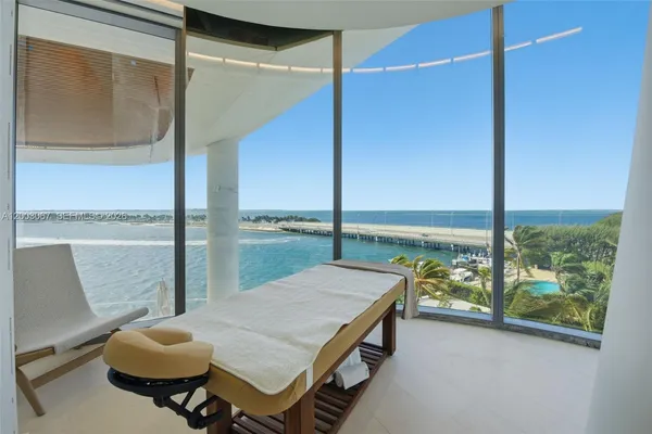 $37,000 | 175 Southeast 25th Road, Unit 3302, Miami, FL 33129