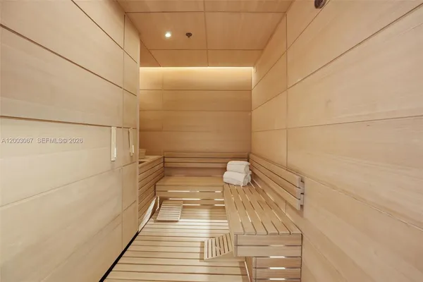 $37,000 | 175 Southeast 25th Road, Unit 3302, Miami, FL 33129