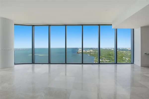 $37,000 | 175 Southeast 25th Road, Unit 3302, Miami, FL 33129