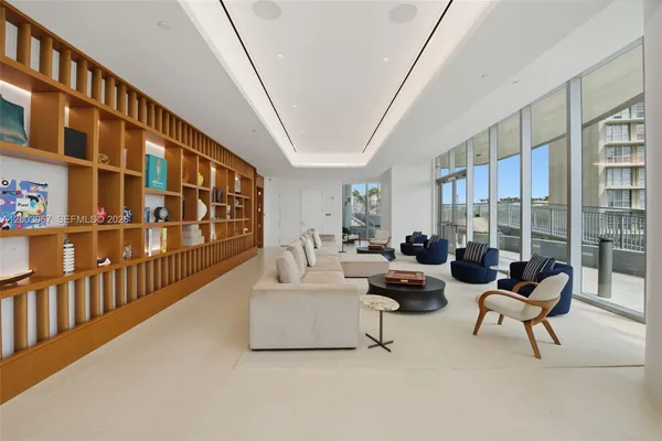 $37,000 | 175 Southeast 25th Road, Unit 3302, Miami, FL 33129