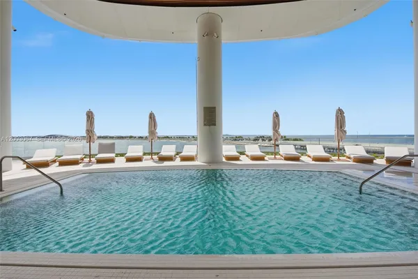 $37,000 | 175 Southeast 25th Road, Unit 3302, Miami, FL 33129