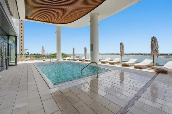 $37,000 | 175 Southeast 25th Road, Unit 3302, Miami, FL 33129