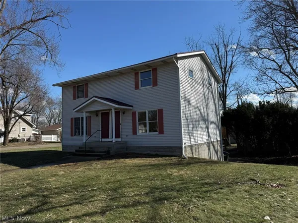$1,050 | 604 Harger Street, Dover, OH 44622